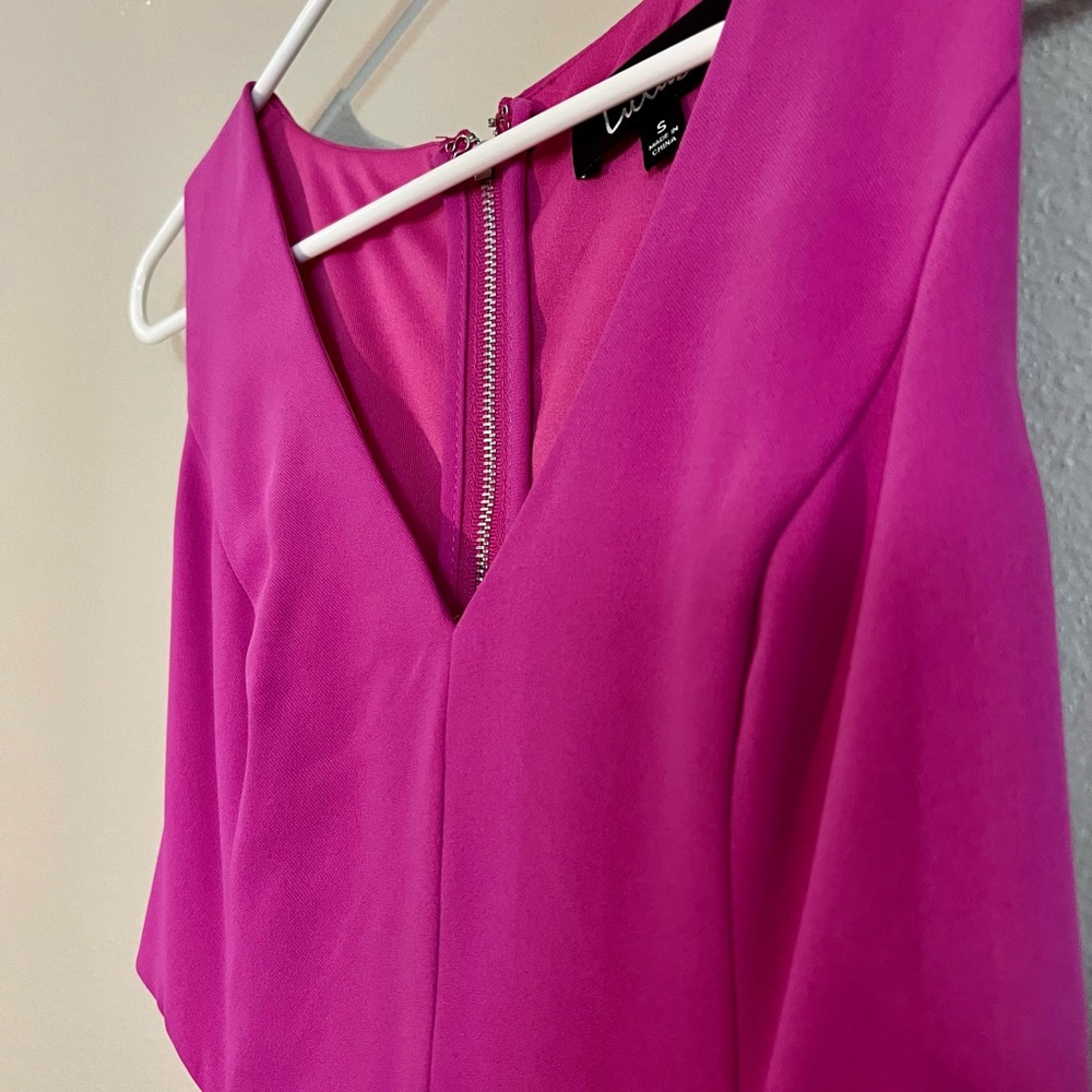 Pop of pink Lulus cutout mini dress. Never worn!